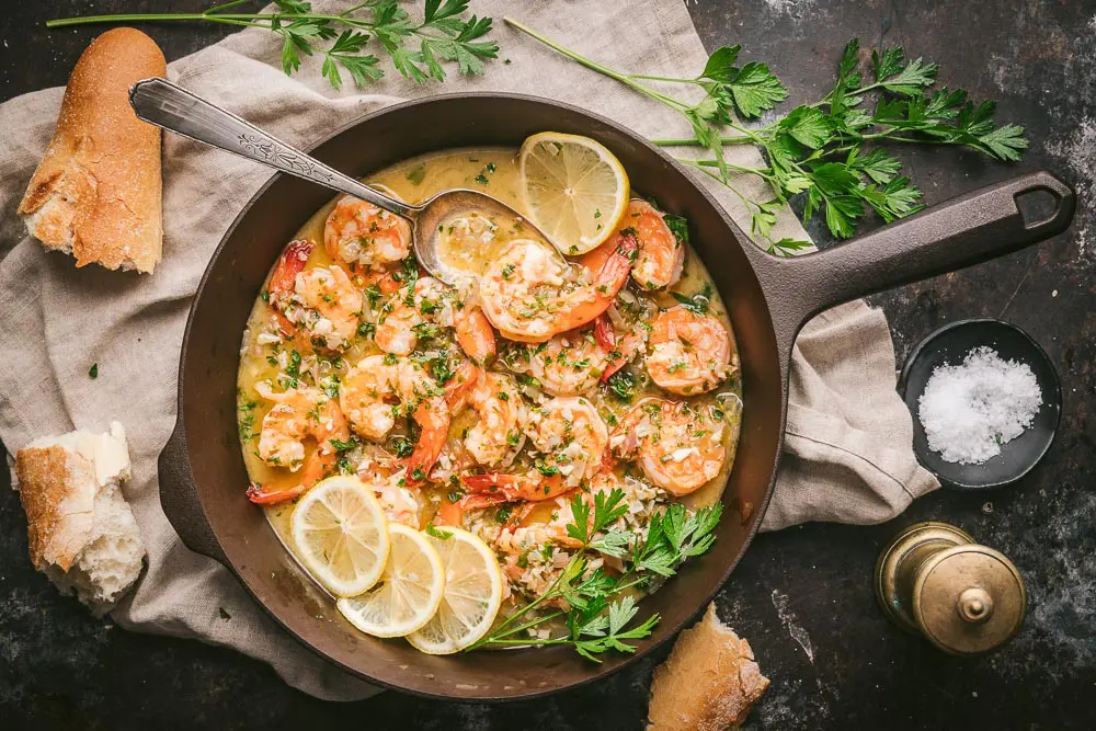 The Most Delicious Garlic-Butter Shrimp Scampi - Nerds with Knives